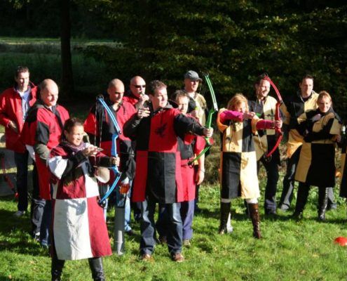 Middeleeuws teamkamp als bedrijfsuitje in Gelderland