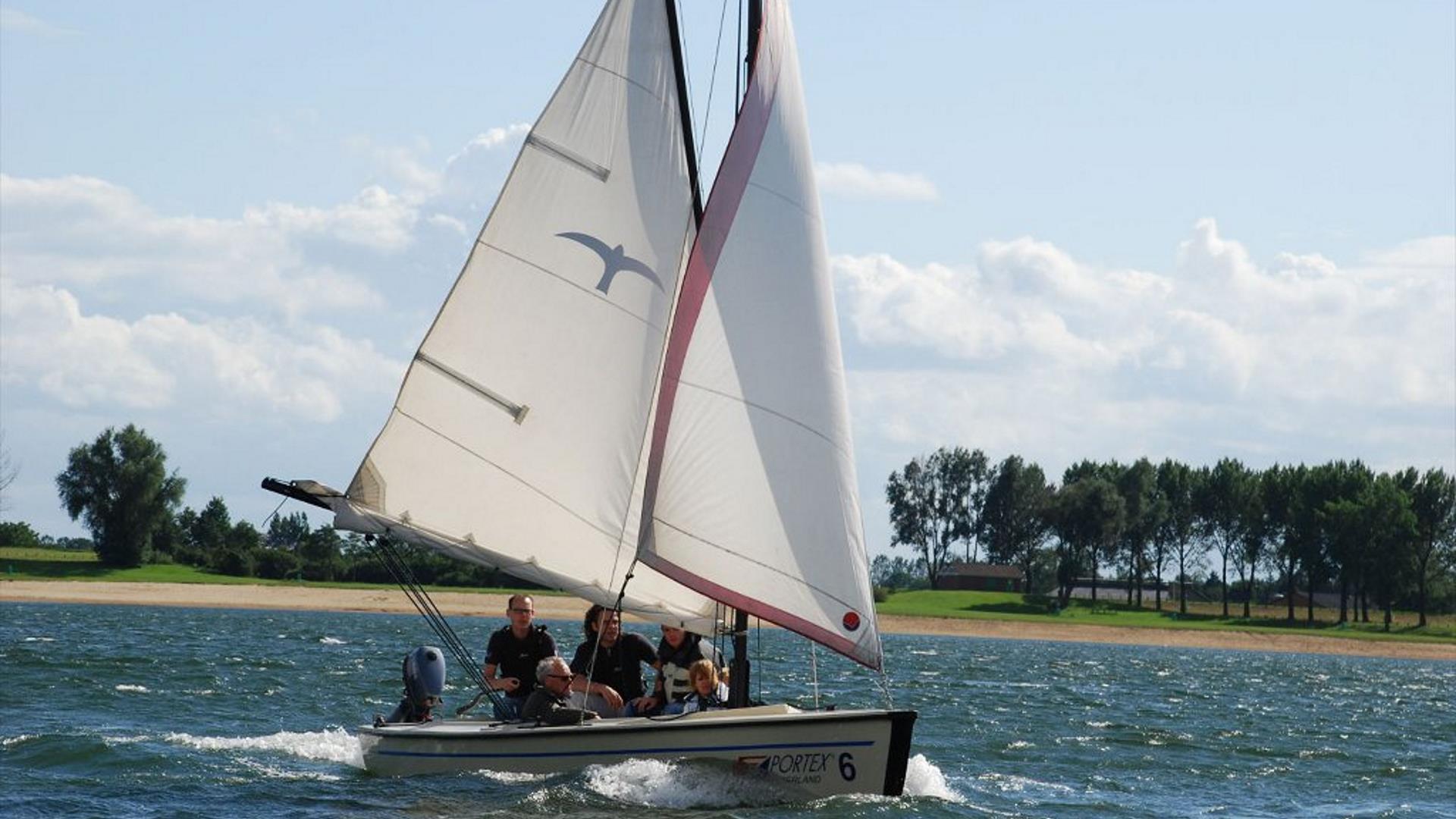 Zeilboot Valk / Polyvalk van Sportex in Lathum